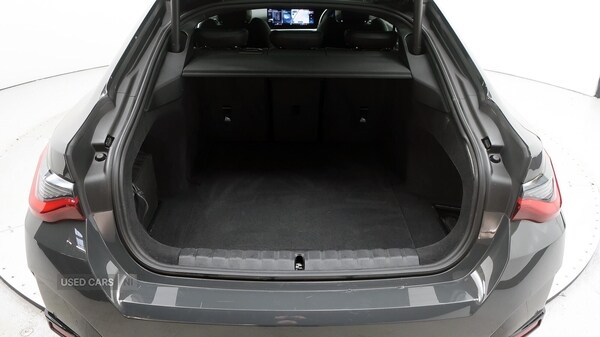 Used BMW i4 2022 for sale - 77306555: Photo 14