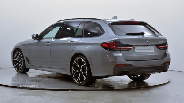 Used BMW 5 Series 2023 for sale - 77958905: Photo 2