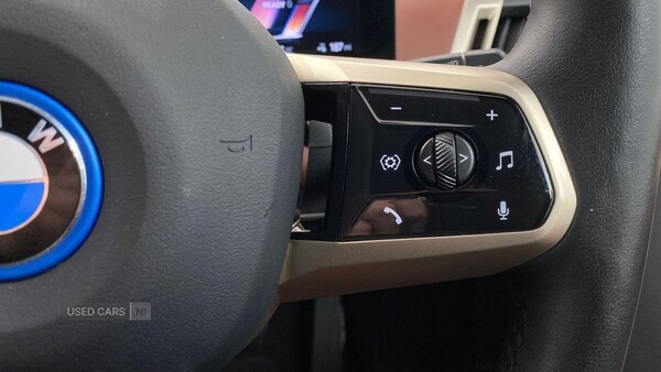 Used BMW iX 2022 for sale - 76936888: Photo 19