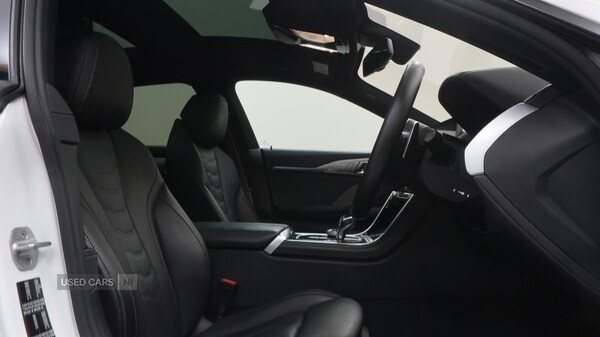 Used BMW 8 Series 2020 for sale - 76647041: Photo 12