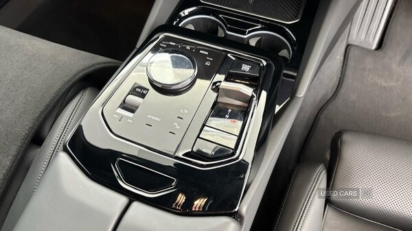 Used BMW 5 Series 2025 for sale - 76248175: Photo 11