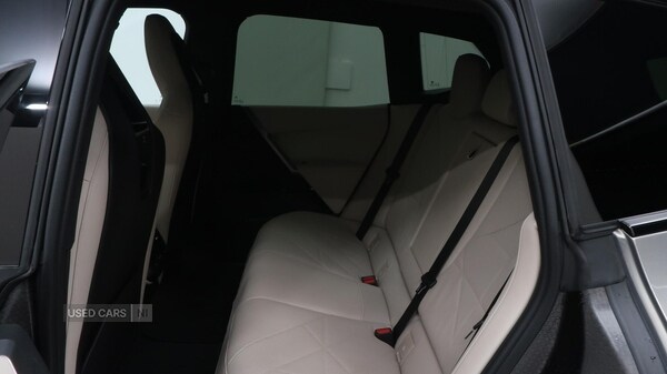 Used BMW iX 2025 for sale - 76248089: Photo 11