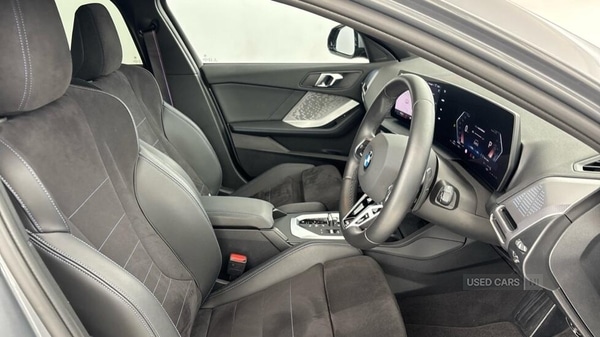 Used BMW 1 Series 2025 for sale - 76371952: Photo 12