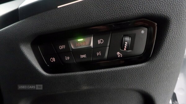 Used BMW 3 Series 2024 for sale - 77192105: Photo 19