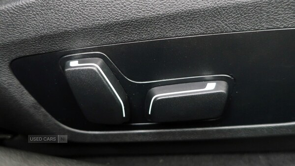 Used BMW i4 2025 for sale - 77268438: Photo 35