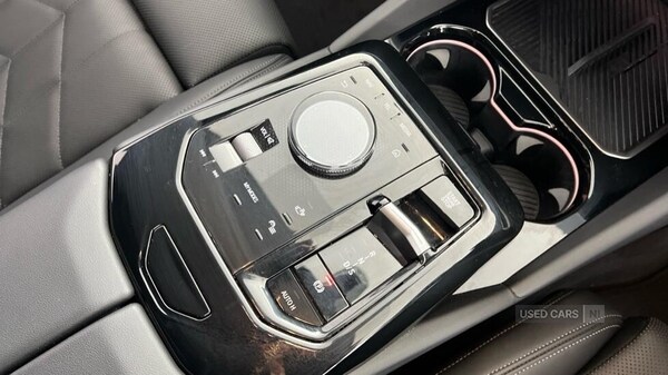 Used BMW 5 Series 2025 for sale - 76998290: Photo 11