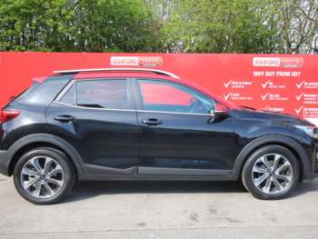 Used Kia Stonic 2017 for sale - 74440136: Photo