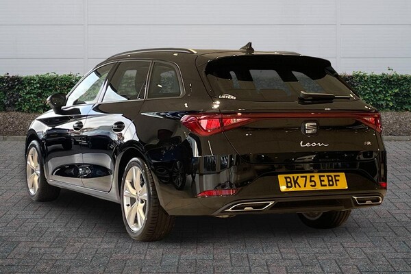 Used SEAT Leon 2025 for sale - 76190661: Photo 2