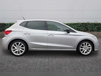 Used SEAT Ibiza 2023 for sale - 76597653: Photo