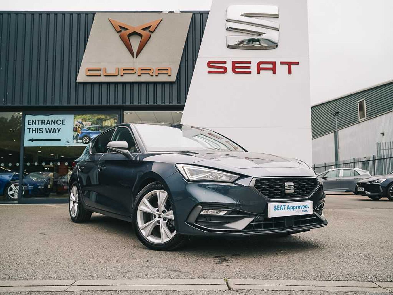 Used SEAT Leon 2020 for sale - 76110631: Photo 1