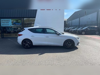 Used SEAT Leon 2025 for sale - 75292702: Photo
