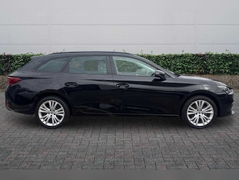 Used SEAT Leon 2024 for sale - 79522540: Photo