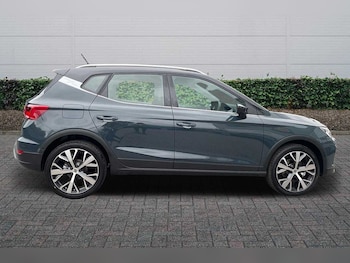 Used SEAT Arona 2025 for sale - 75842556: Photo