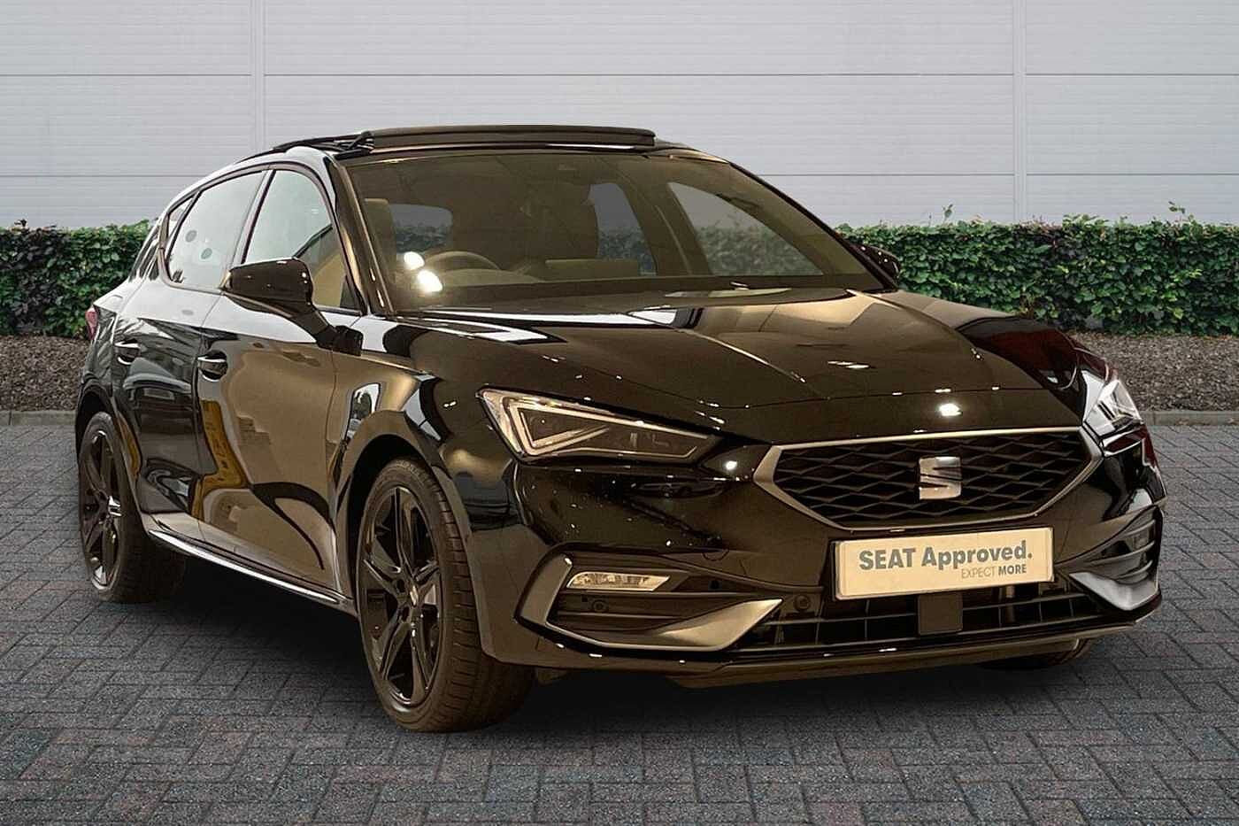 Used SEAT Leon 2025 for sale - 76190669: Photo 1