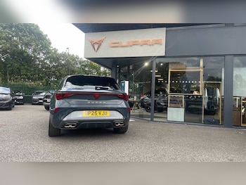 Used Cupra Leon 2025 for sale - 76110950: Photo 2
