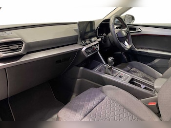 Used SEAT Leon 2023 for sale - 76202352: Photo