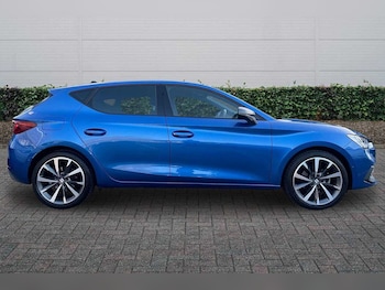 Used SEAT Leon 2024 for sale - 77840913: Photo