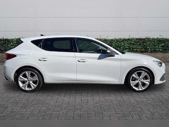Used SEAT Leon 2024 for sale - 79401831: Photo