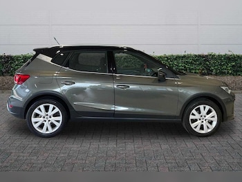 Used SEAT Arona 2023 for sale - 79108170: Photo