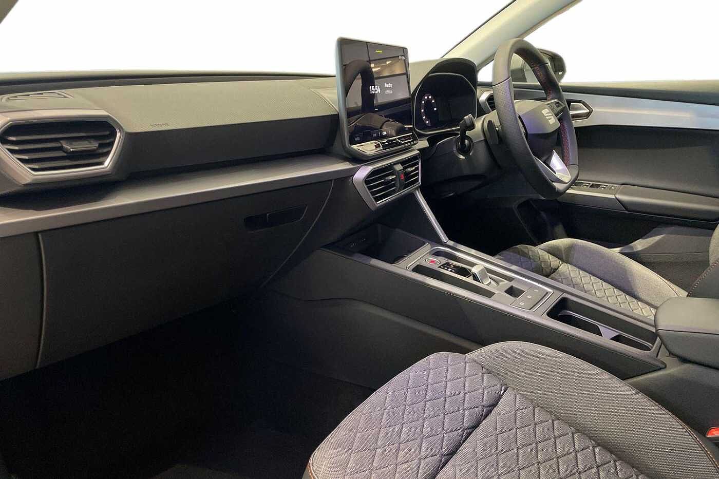 Used SEAT Leon 2026 for sale - 77840960: Photo 2