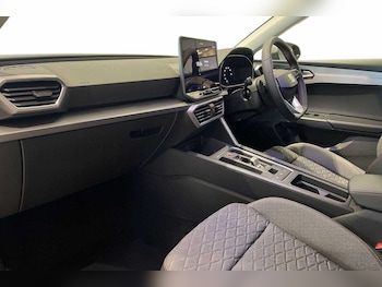 Used SEAT Leon 2026 for sale - 77840960: Photo