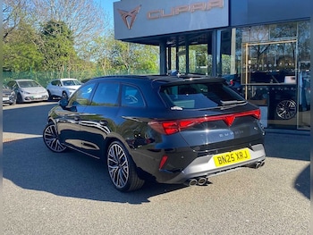 Used Cupra Leon 2025 for sale - 76110565: Photo 3
