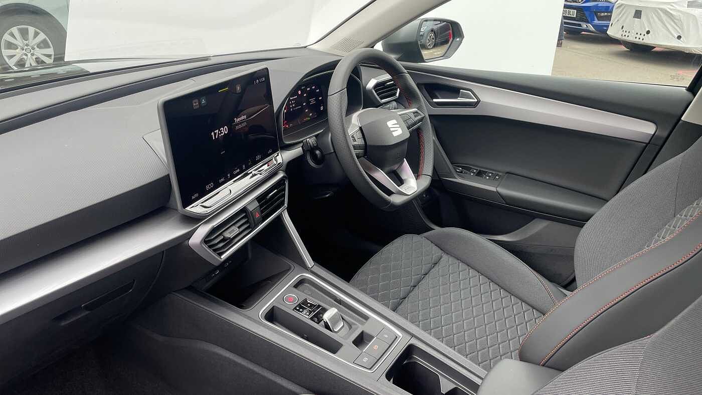 Used SEAT Leon 2025 for sale - 76110646: Photo 2
