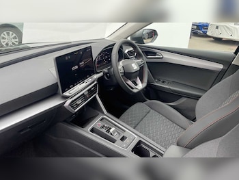 Used SEAT Leon 2025 for sale - 76110646: Photo 2