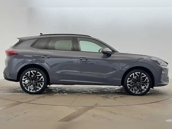 Used Cupra Terramar 2025 for sale - 77254455: Photo