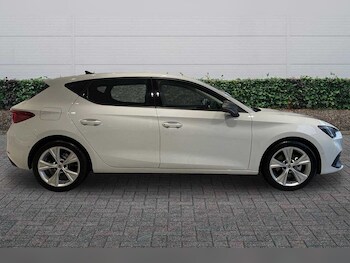 Used SEAT Leon 2025 for sale - 76190631: Photo