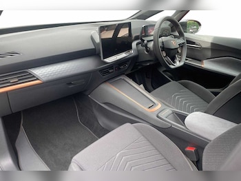 Used Cupra Born 2025 for sale - 76110987: Photo 2