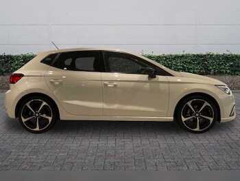 Used SEAT Ibiza 2023 for sale - 76111469: Photo