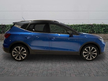 Used SEAT Arona 2024 for sale - 78008525: Photo