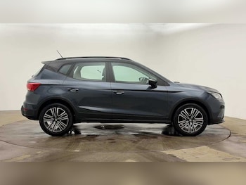 Used SEAT Arona 2023 for sale - 77332544: Photo