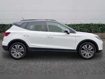 Used SEAT Arona 2023 for sale - 77401176: Photo