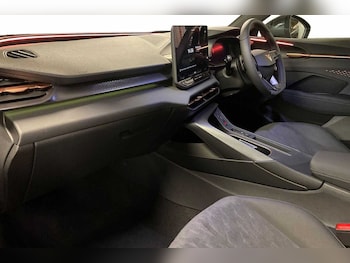 Used Cupra Terramar 2025 for sale - 77046387: Photo