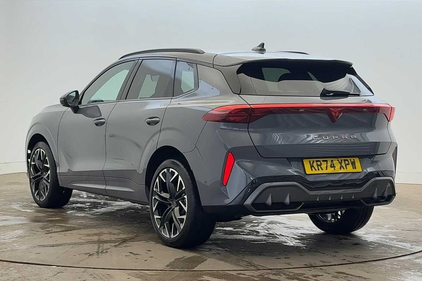 Used Cupra Terramar 2025 for sale - 76551852: Photo 3