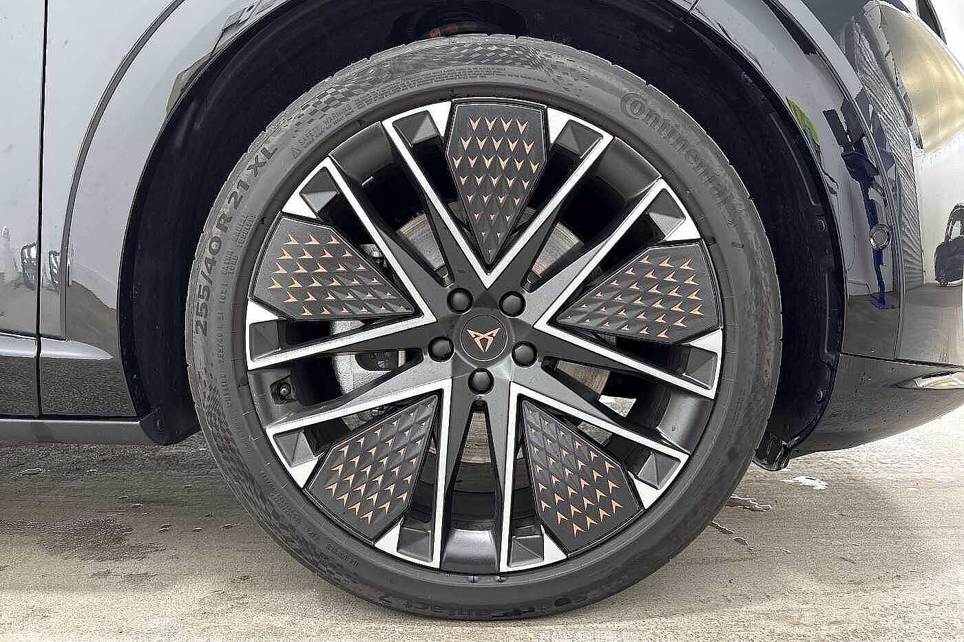 Used Cupra Tavascan 2025 for sale - 76458567: Photo 5