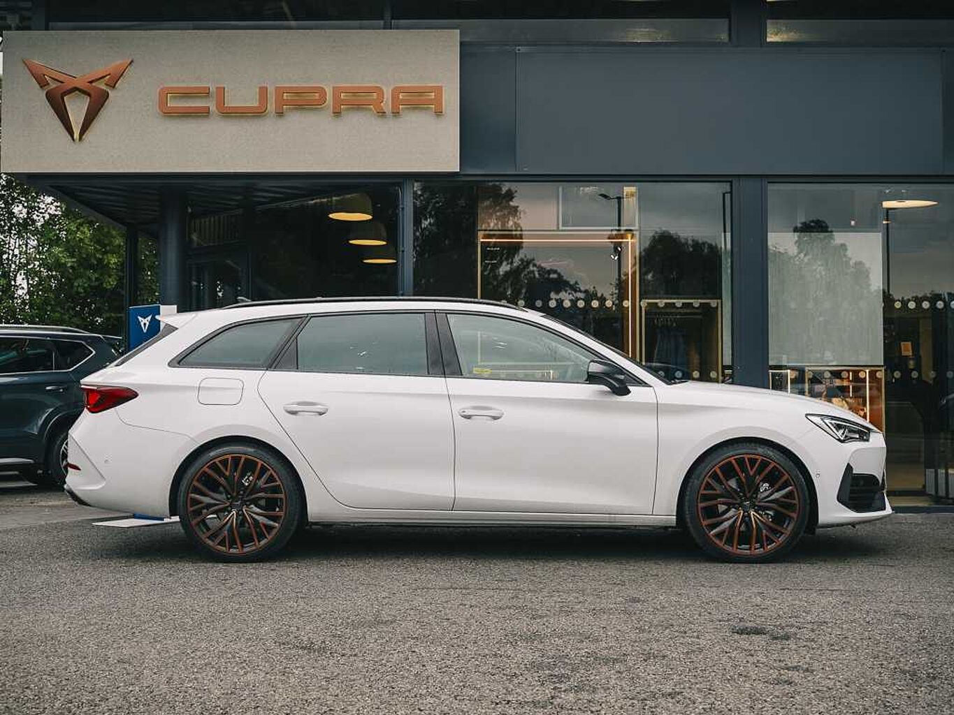 Used Cupra Leon 2023 for sale - 76800329: Photo 4