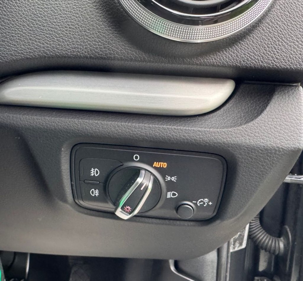 Used Audi A3 2014 for sale - 77680798: Photo 37