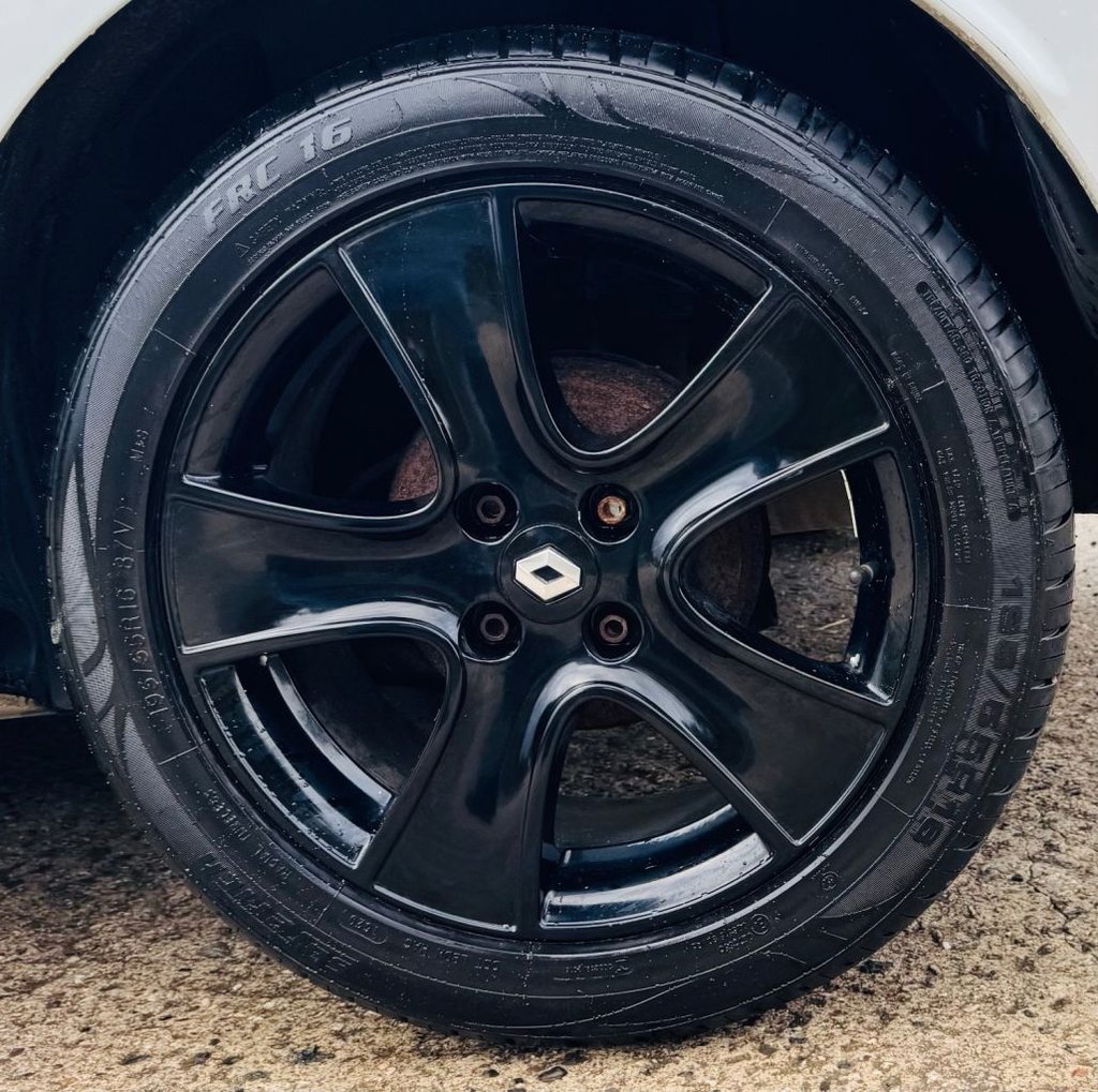 Used Renault Clio 2015 for sale - 77507770: Photo 22