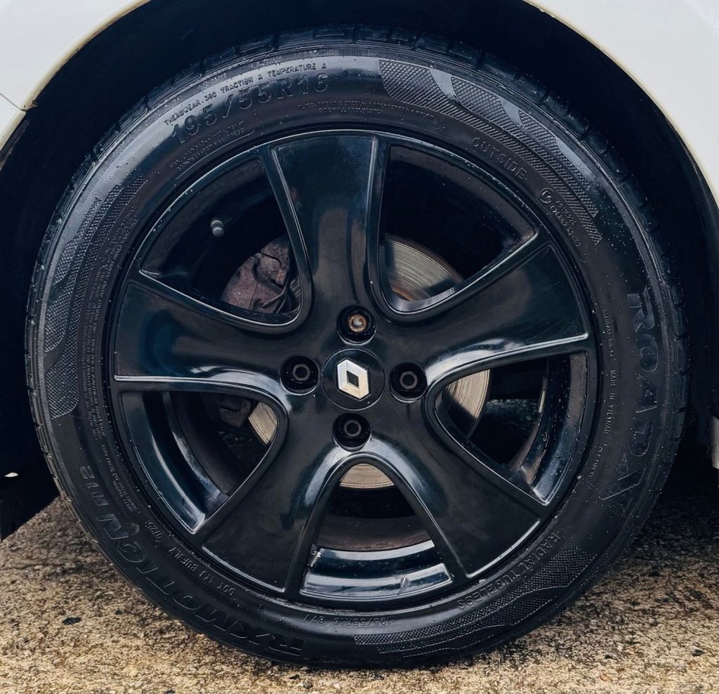 Used Renault Clio 2015 for sale - 77507770: Photo 23