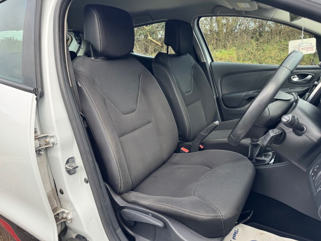 Used Renault Clio 2015 for sale - 77507770: Photo 26