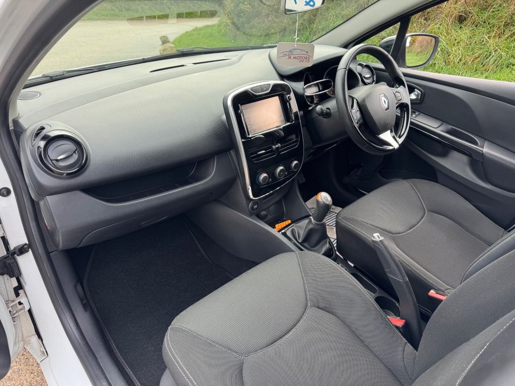 Used Renault Clio 2015 for sale - 77507770: Photo 28