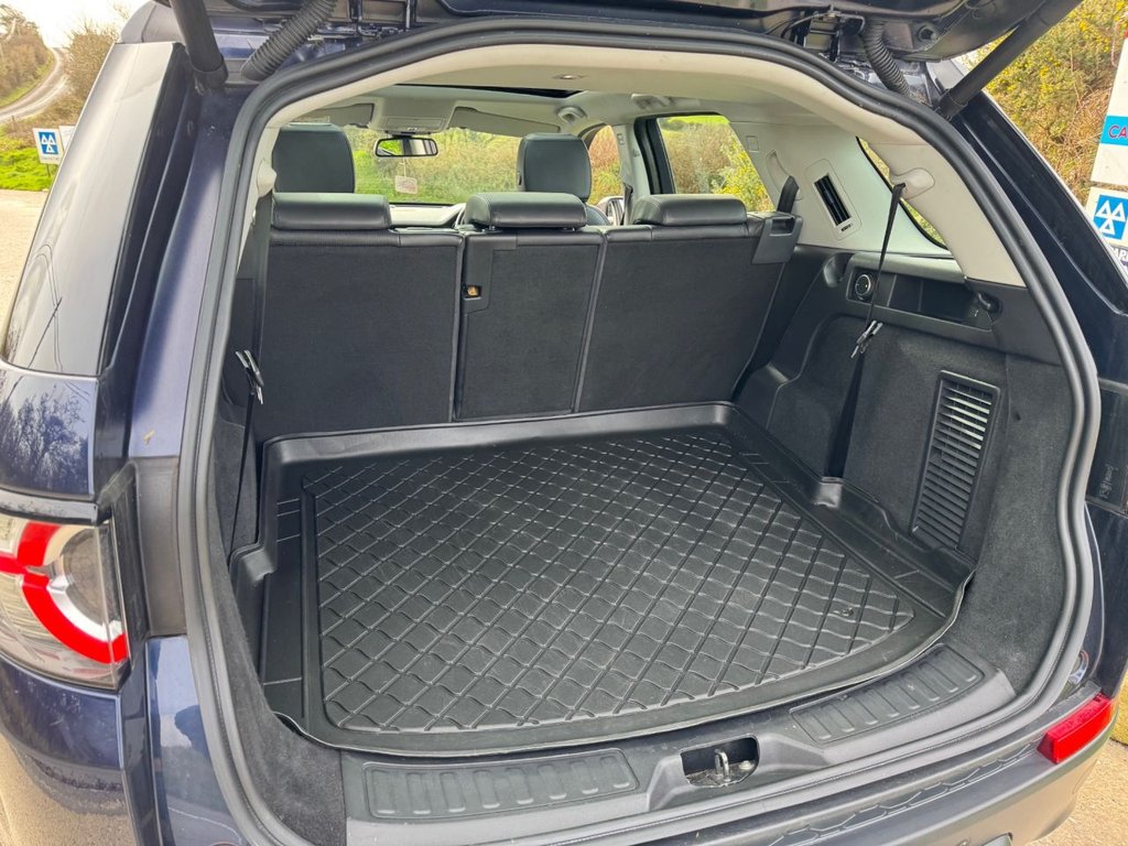 Used Land Rover Discovery Sport 2018 for sale - 77534825: Photo 29