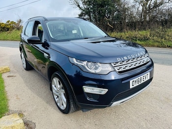 Used Land Rover Discovery Sport 2018 for sale - 77534825: Photo