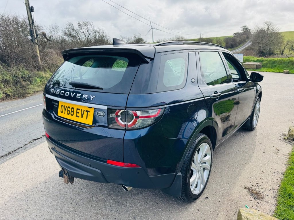 Used Land Rover Discovery Sport 2018 for sale - 77534825: Photo 9