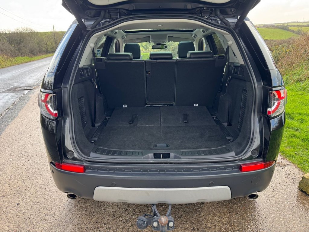 Used Land Rover Discovery Sport 2018 for sale - 77384610: Photo 31