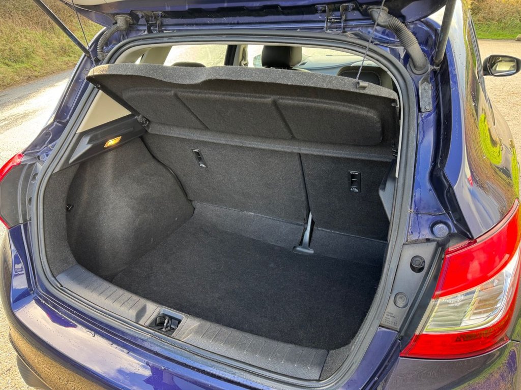 Used Nissan Pulsar 2016 for sale - 77139969: Photo 31