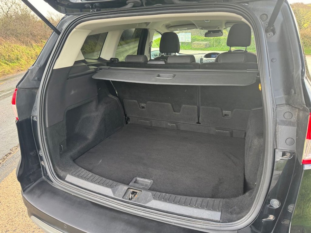 Used Ford Kuga 2015 for sale - 77342048: Photo 31